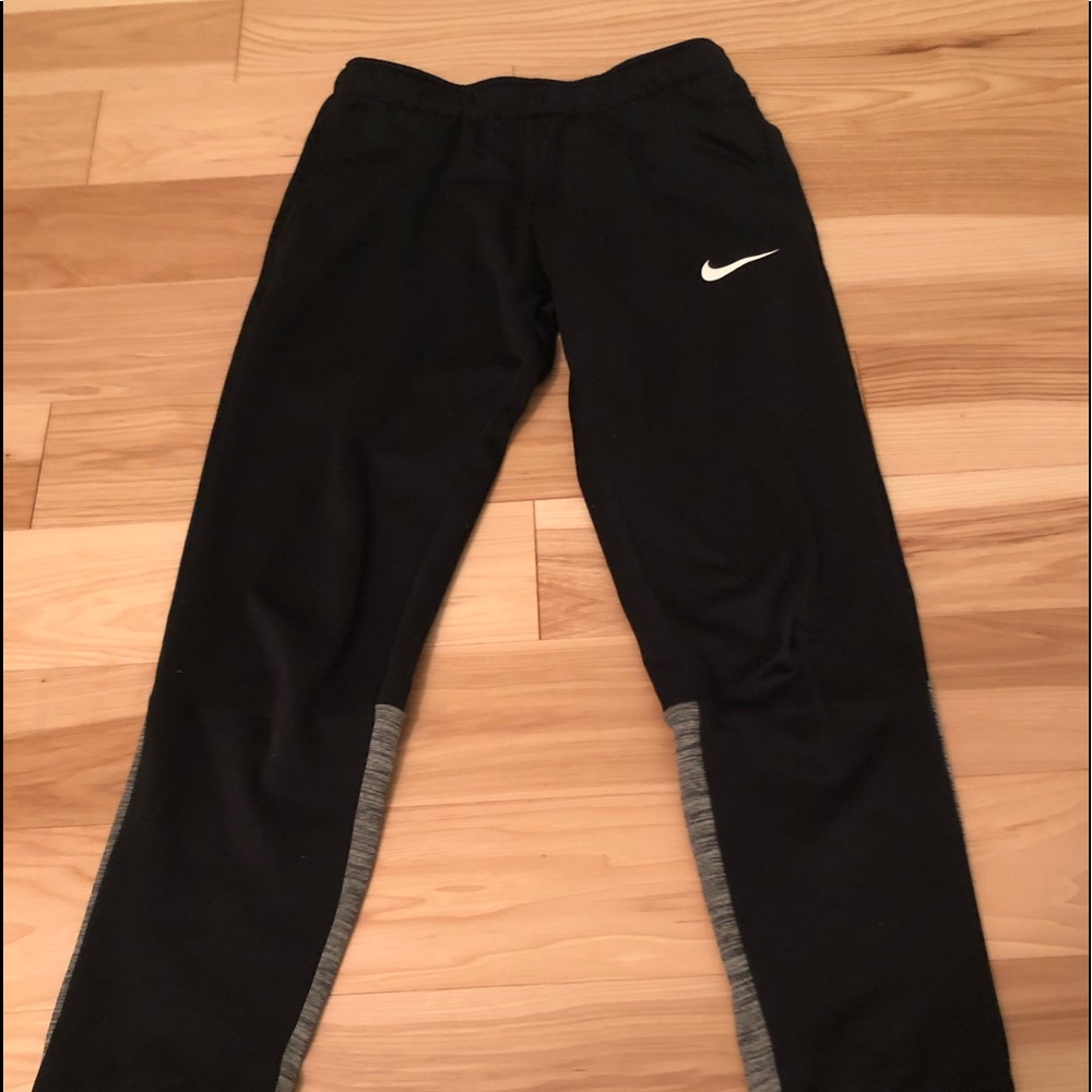 Kids Nike sweatpants